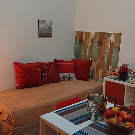 Apartamento Dimora Danicla Nápoles Exterior foto