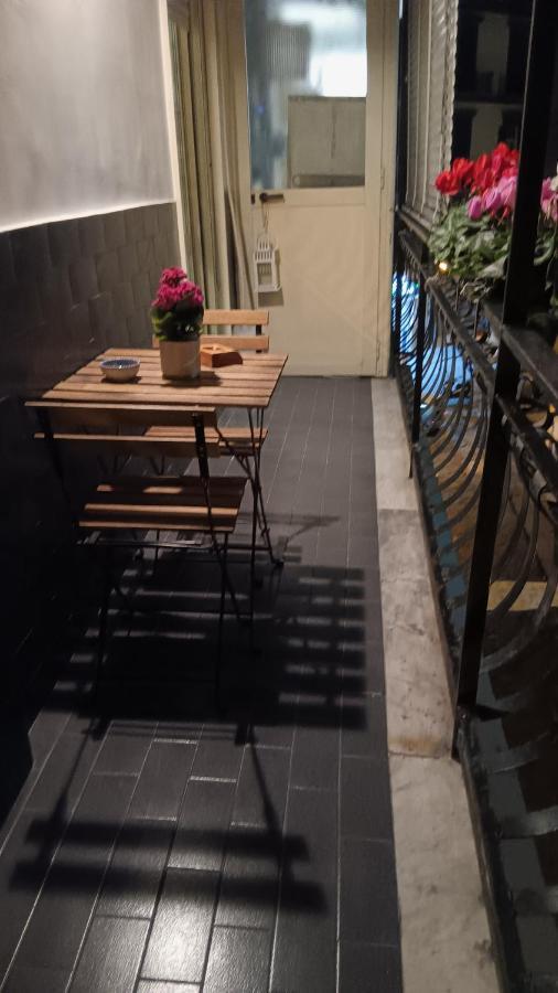 Apartamento Dimora Danicla Nápoles Exterior foto